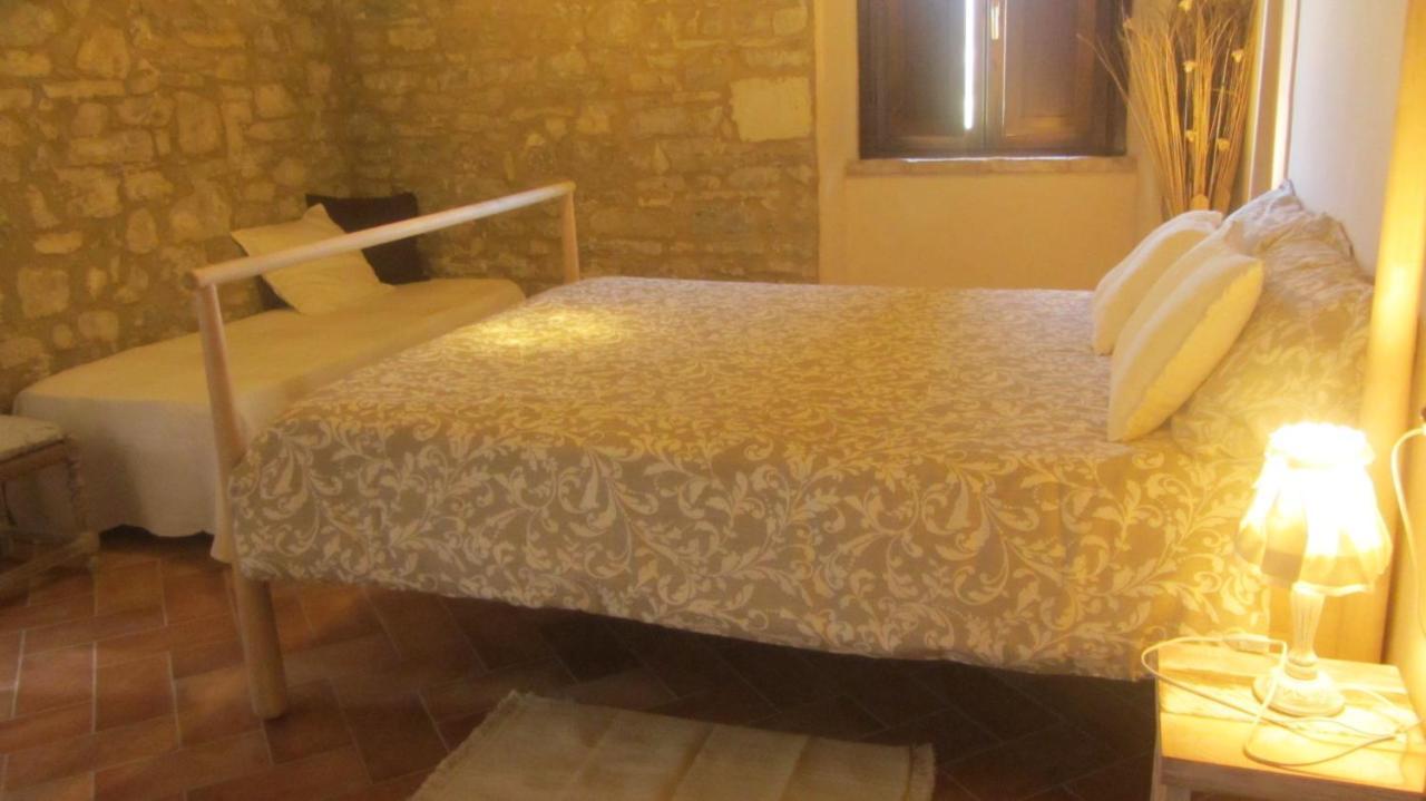 Отель Casale Le Fontanelle Monte Grimano Terme Экстерьер фото